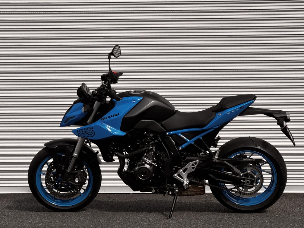 GSX-8S